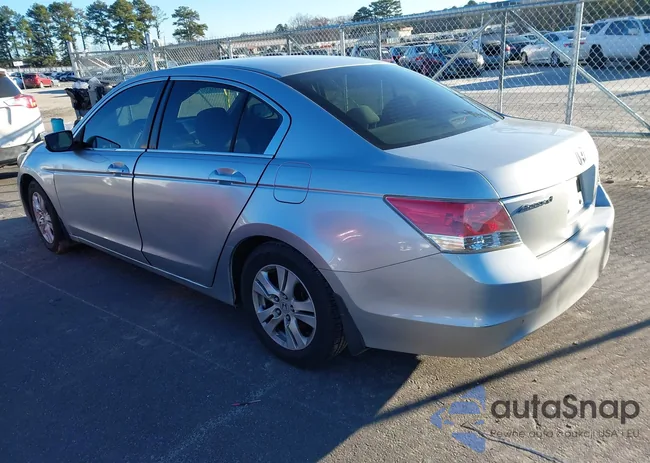 1HGCP2F47AA118266: 43735658