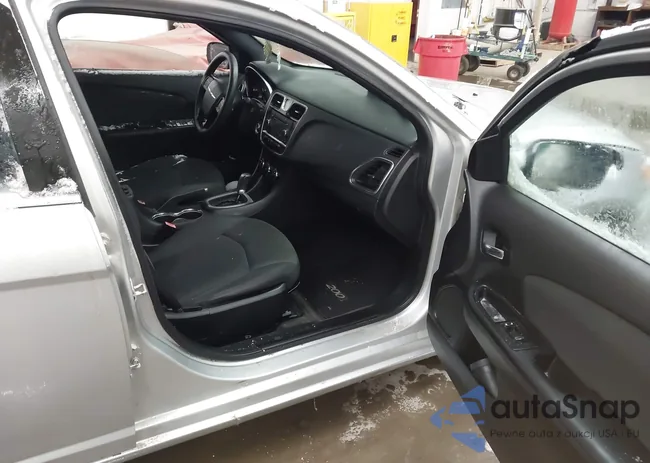 1C3CCBAB6CN179768: 43735737