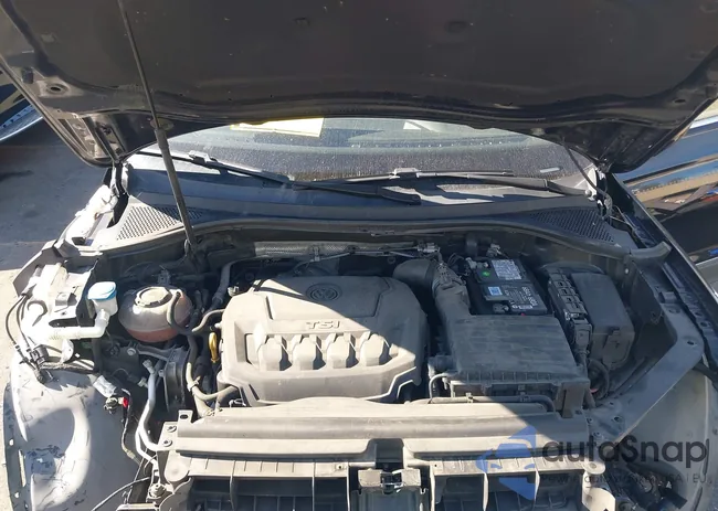 3VV2B7AX2JM075273: 43735867