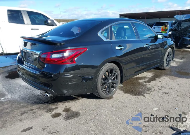 1N4AL3AP0HC243610: 43737077