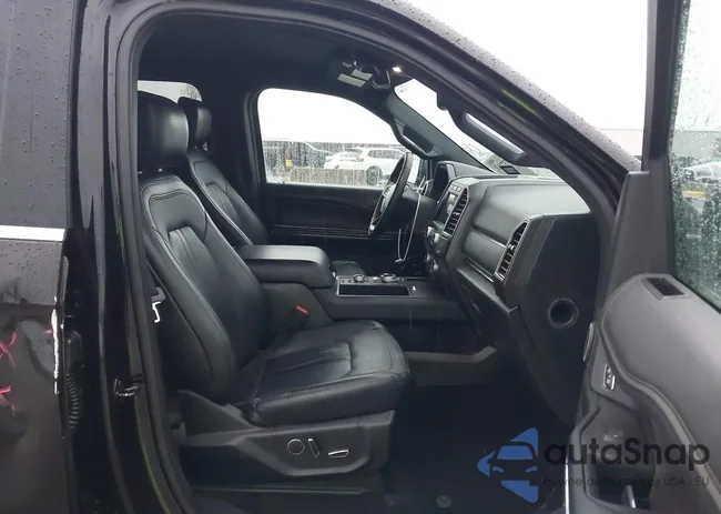 1FMJK2ATXKEA58895: 43737465