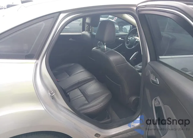 1FAHP3J21CL278530: 43737528