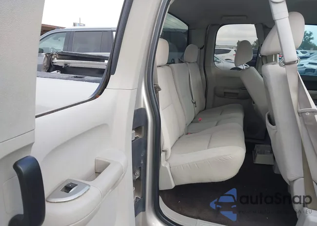 2GCEC19J681291151: 43736652