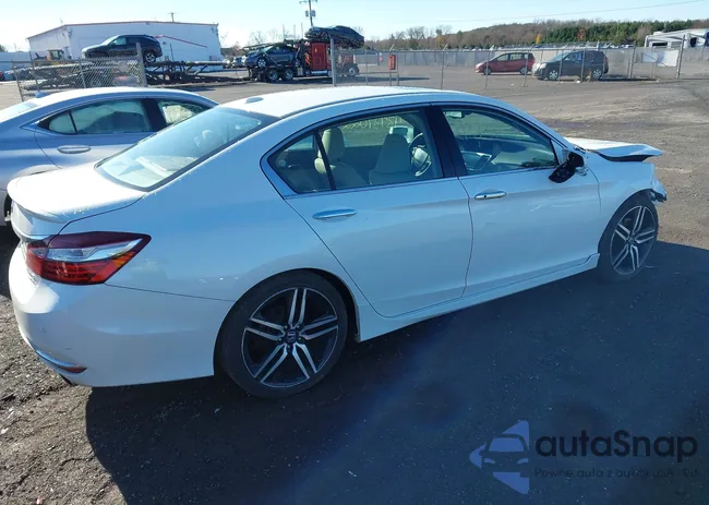 1HGCR3F92GA020881: 43737022