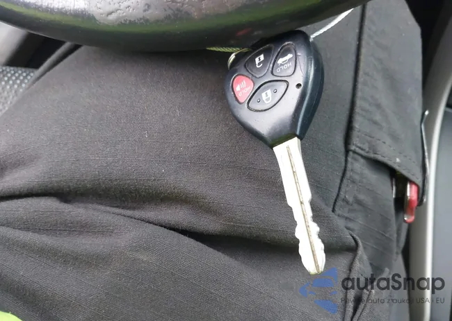 1NXBU40E19Z048799: 43737025