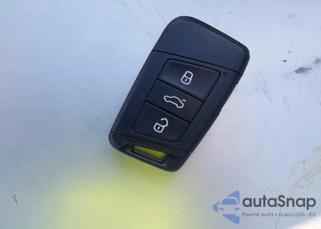 3VWN57BU1MM065701: 43738061