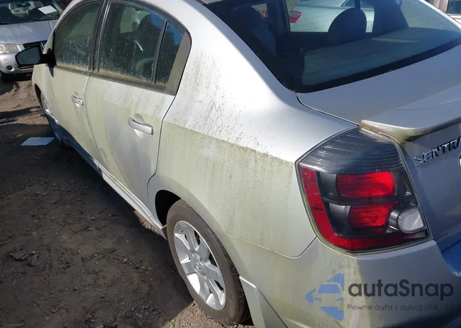 3N1AB6AP2BL618071: 43738145