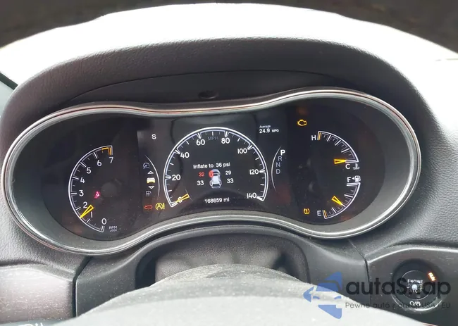 1C4RJEBG9JC130967: 43738182