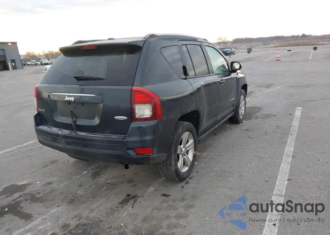 1C4NJDEB2ED858817: 43738253