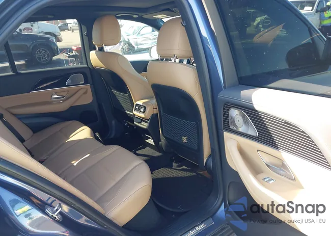 4JGFB4FB9RB073756: 43738278