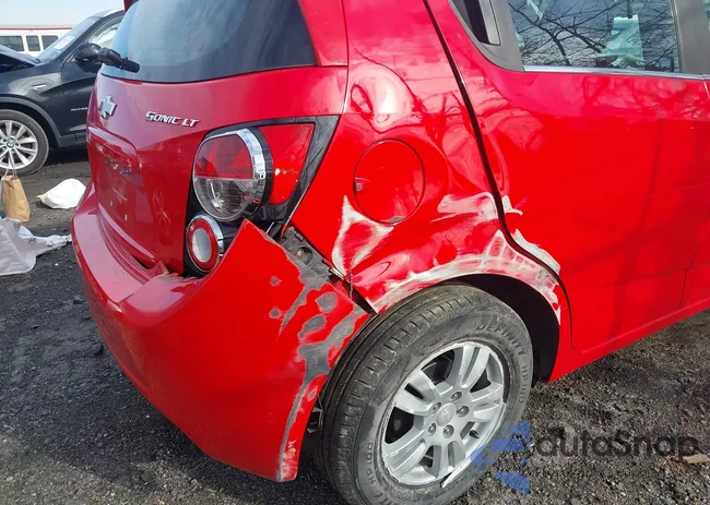 1G1JC6SGXF4194667: 43738366