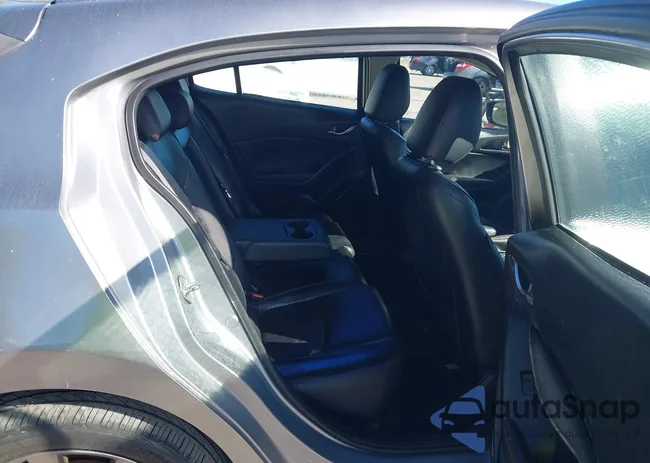 JM1BM1M33E1172953: 43738434