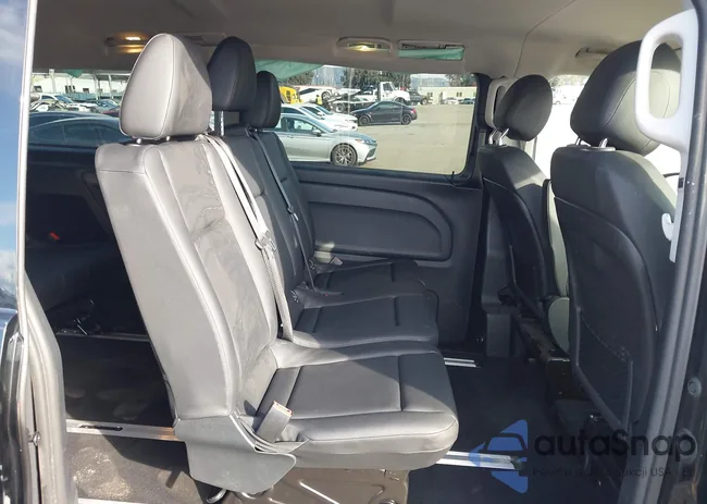 W1WV0FEY0P4331143: 43738460