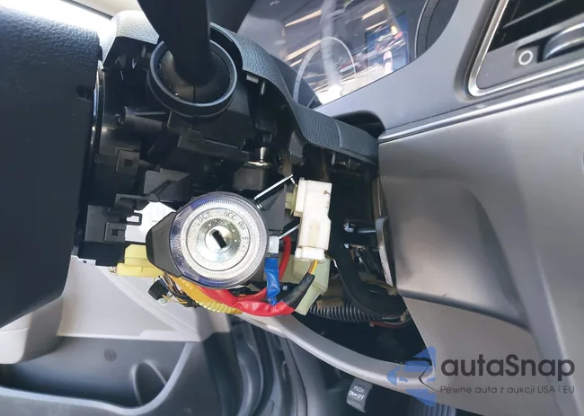 5NPE24AF2HH526266: 43738463