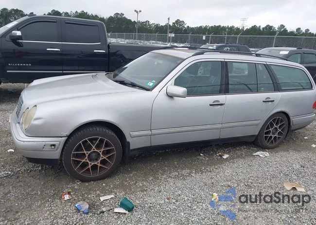 WDBJH82F3XX025729: 43737835