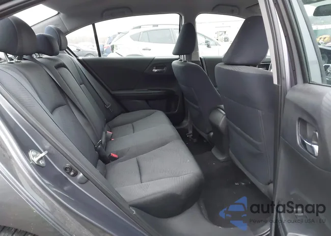 1HGCR2F30GA092278: 43737844