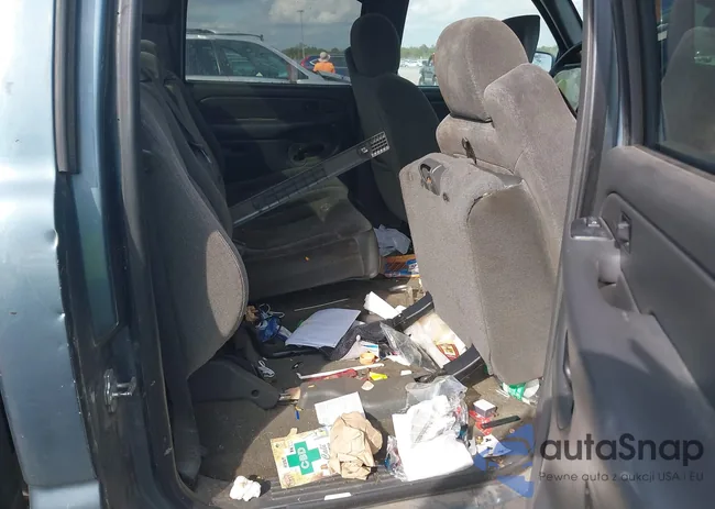 2GCEC13V761282497: 43738007