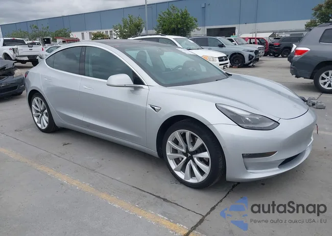 5YJ3E1EA5JF061059: 43739093