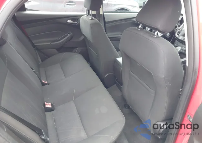 1FADP3F27HL252481: 43739188