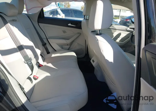 3VWEB7BU9LM066943: 43739207