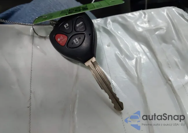 JTDBU4EE2DJ123226: 43739331