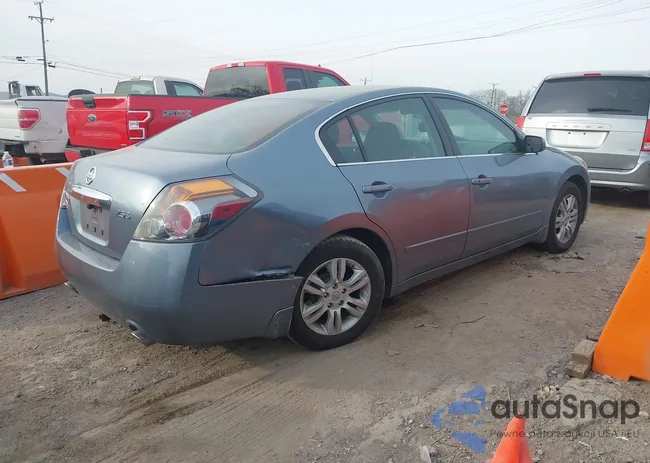 1N4AL2AP8BC117352: 43739349