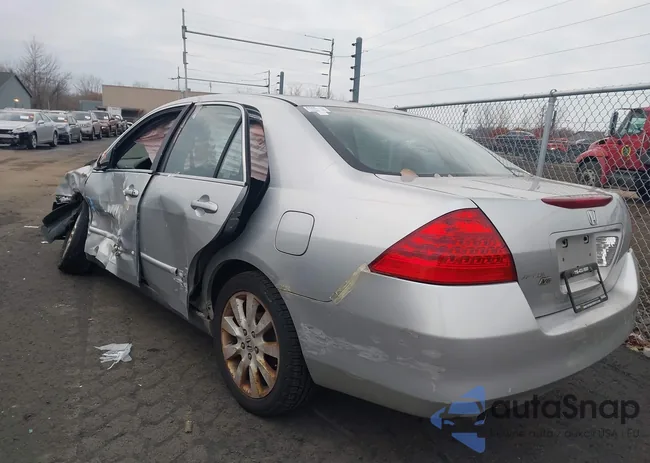 1HGCM66487A003393: 43739481