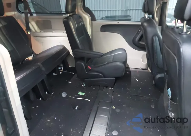 2C4RC1CG9FR554763: 43738690