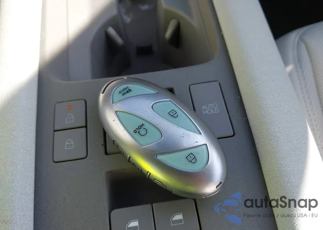 KMHM54AA6SA098283: 43738936