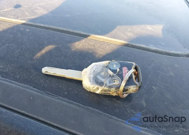 1HGCP2F81CA215047: 43738954