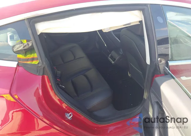 5YJ3E1EB6LF647944: 43738986