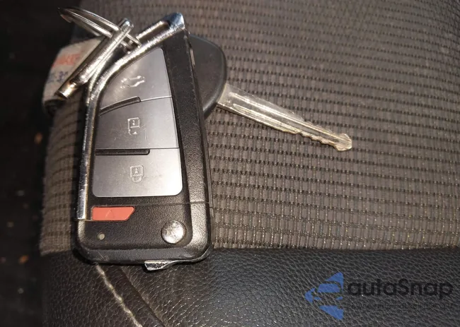 2T1BURHEXFC465885: 43740068