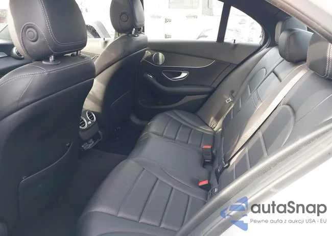 W1KWF8EB0LR598338: 43740084