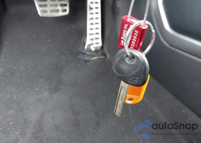 KMHTC6AD8EU195012: 43740229