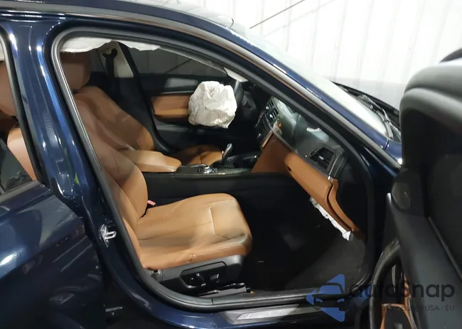 WBA3B9C59DF586538: 43740359