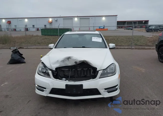 WDDGF8AB0DG150799: 43740368