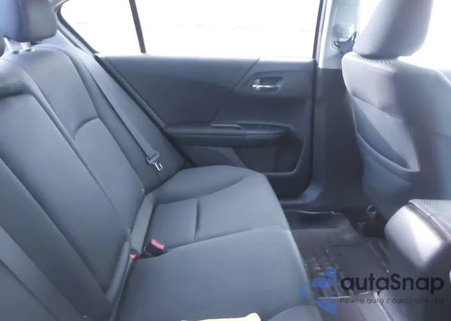 1HGCR2F3XHA189697: 43740394