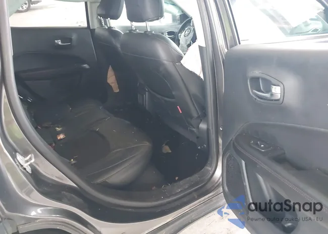 3C4NJDDB5JT465531: 43740622