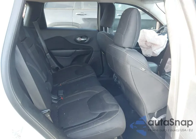 1C4PJMCB5FW697378: 43739761