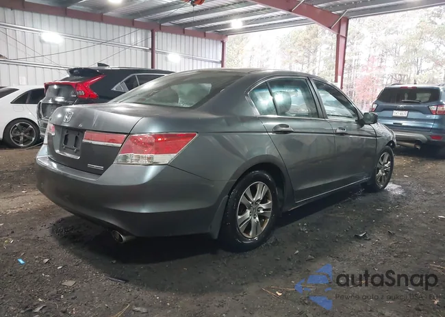 1HGCP2F66CA097074: 43739776