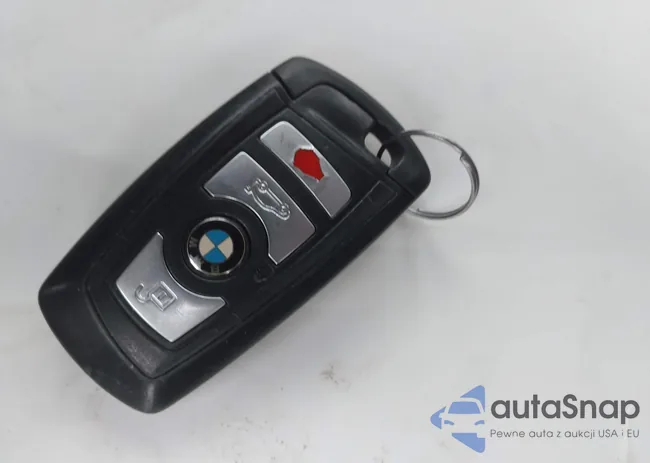 WBA5A7C52ED620168: 43739802