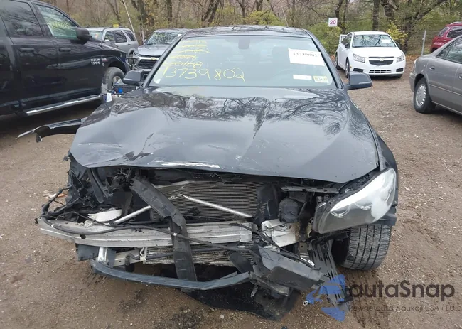 WBA5A7C52ED620168: 43739802