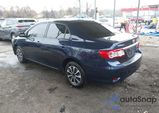 2T1BU4EE0BC702921: 43739825