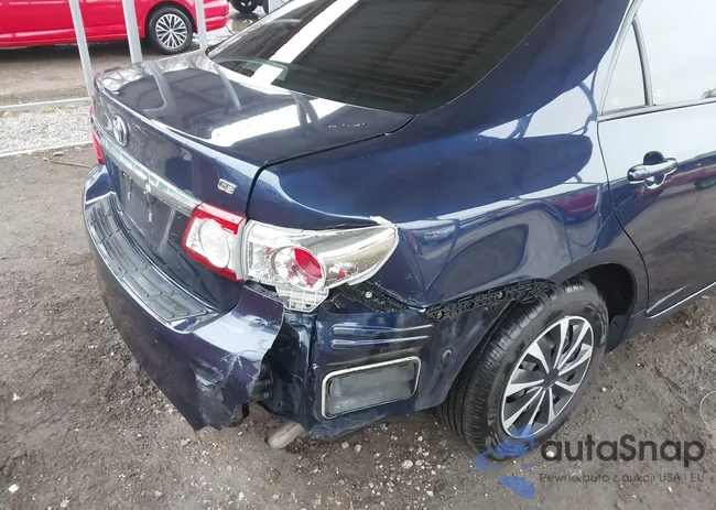 2T1BU4EE0BC702921: 43739825