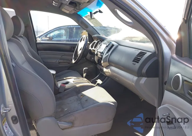 3TMJU4GN5FM188702: 43739859