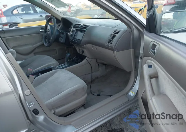 2HGES26812H540658: 43739951