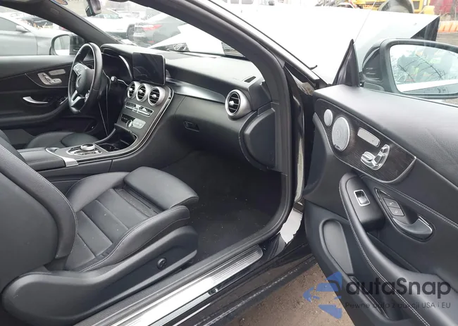 W1KWJ8DB9MG092097: 43739997