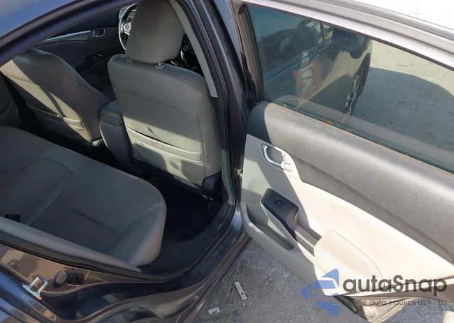 19XFB4F31EE001122: 43740031