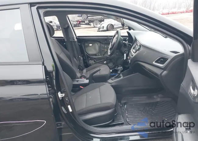 3KPC24A63LE125880: 43741131