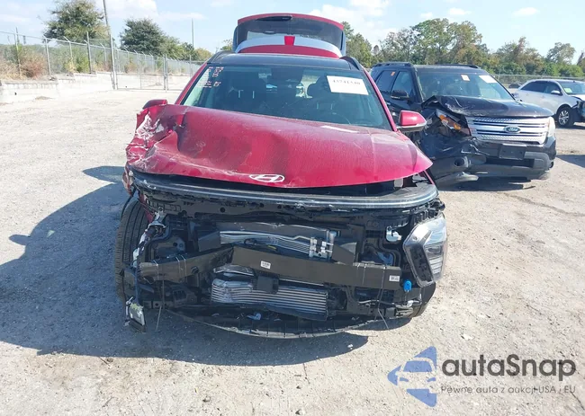 KM8HECA33SU188096: 43741340